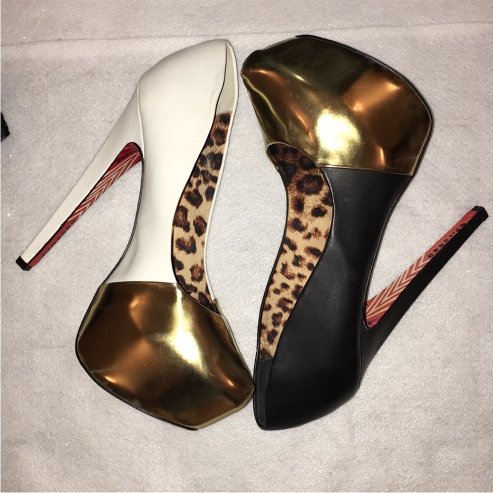 LAST CHANCE Taylor Says 8.5 GOLD toe Platform